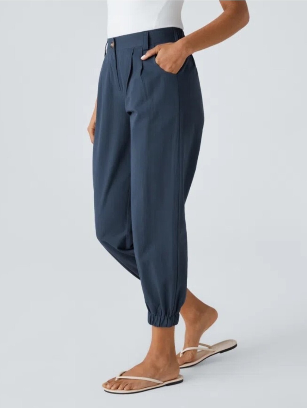 Halara Mid Rise Casual Joggers with Pockets - Picture 3 of 9